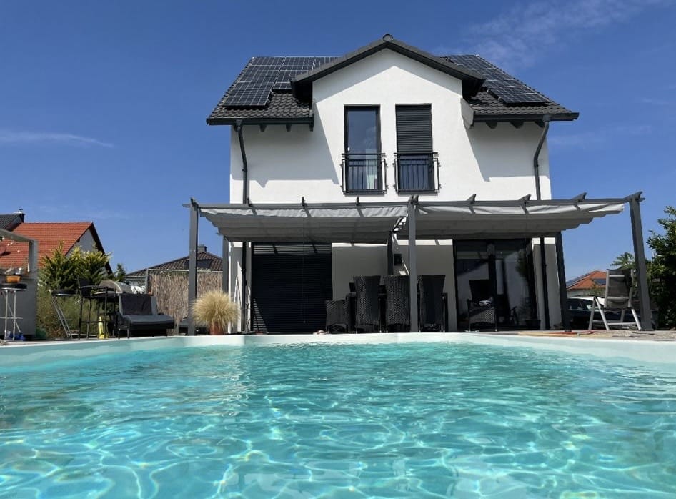 Immobilie in Ellerstadt - Modernes Einfamilienhaus (Bj. 2022) mit Pool, PV-Anlage & großem Grundstück in Ellerstadt - Bild 1