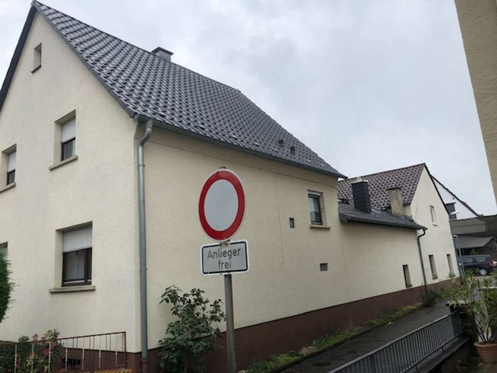 Immobilie in Rauenberg - Einfamilienhaus mit Nebengebäuden, abgeschlossenem Hof und Garten in Rauenberg - Bild 2