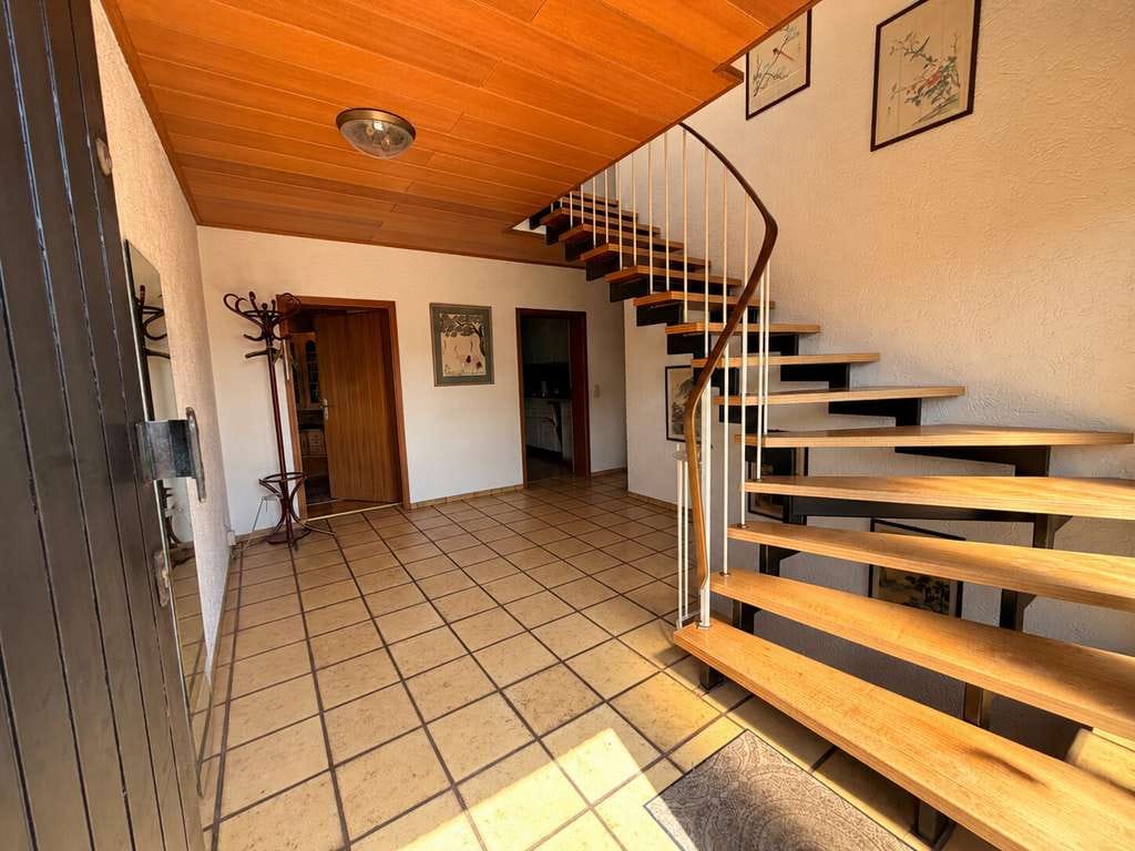 Immobilie in Neuhäusel - Neuhäusel - Viel Platz für die ganze Familie – 
Ein- bis Zweifamilienhaus mit großem Potenzial - Bild 3