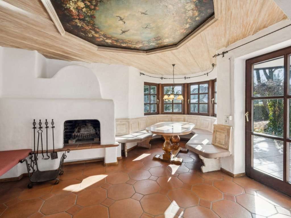 Immobilie in Icking - Wunderschöne Villa in Bestlage von Icking zum sofortigen Selbstbezug - Bild 2