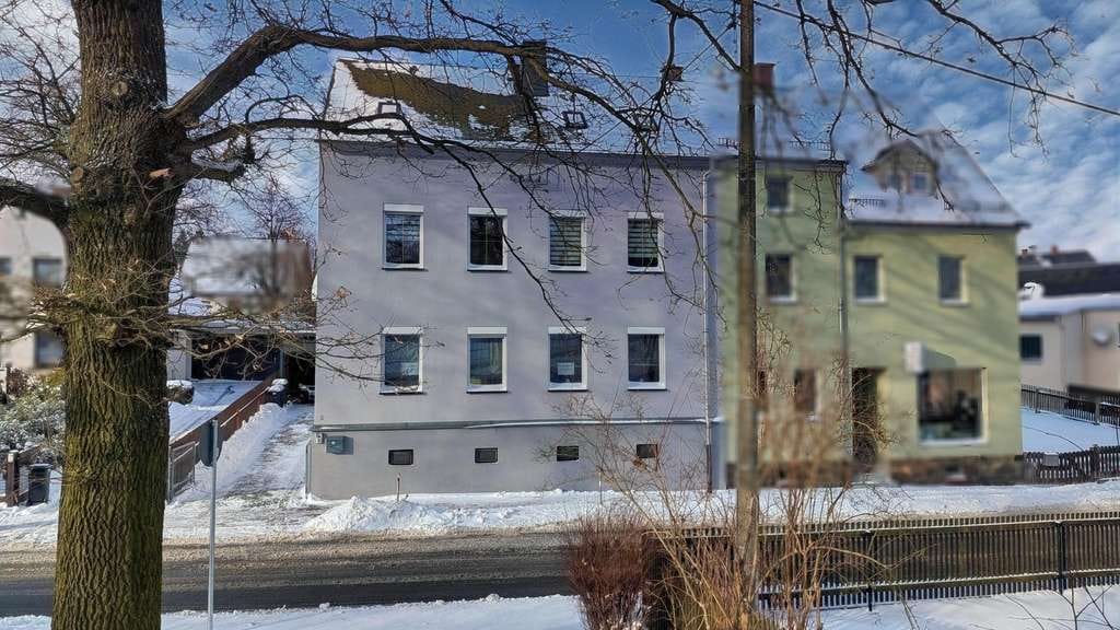 Immobilie in Rosenbach/Vogtland - Wo Familie wächst – ländliche Doppelhaushälfte mit vielseitiger Einliegerwohnung in Mehltheuer - Bild 0