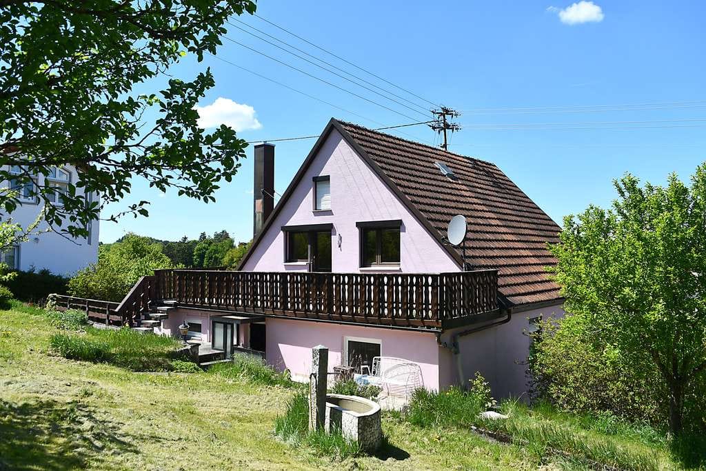 Immobilie in Neresheim - Charmantes Einfamilienhaus in ruhiger und ländlicher Umgebung von Neresheim! - Bild 1