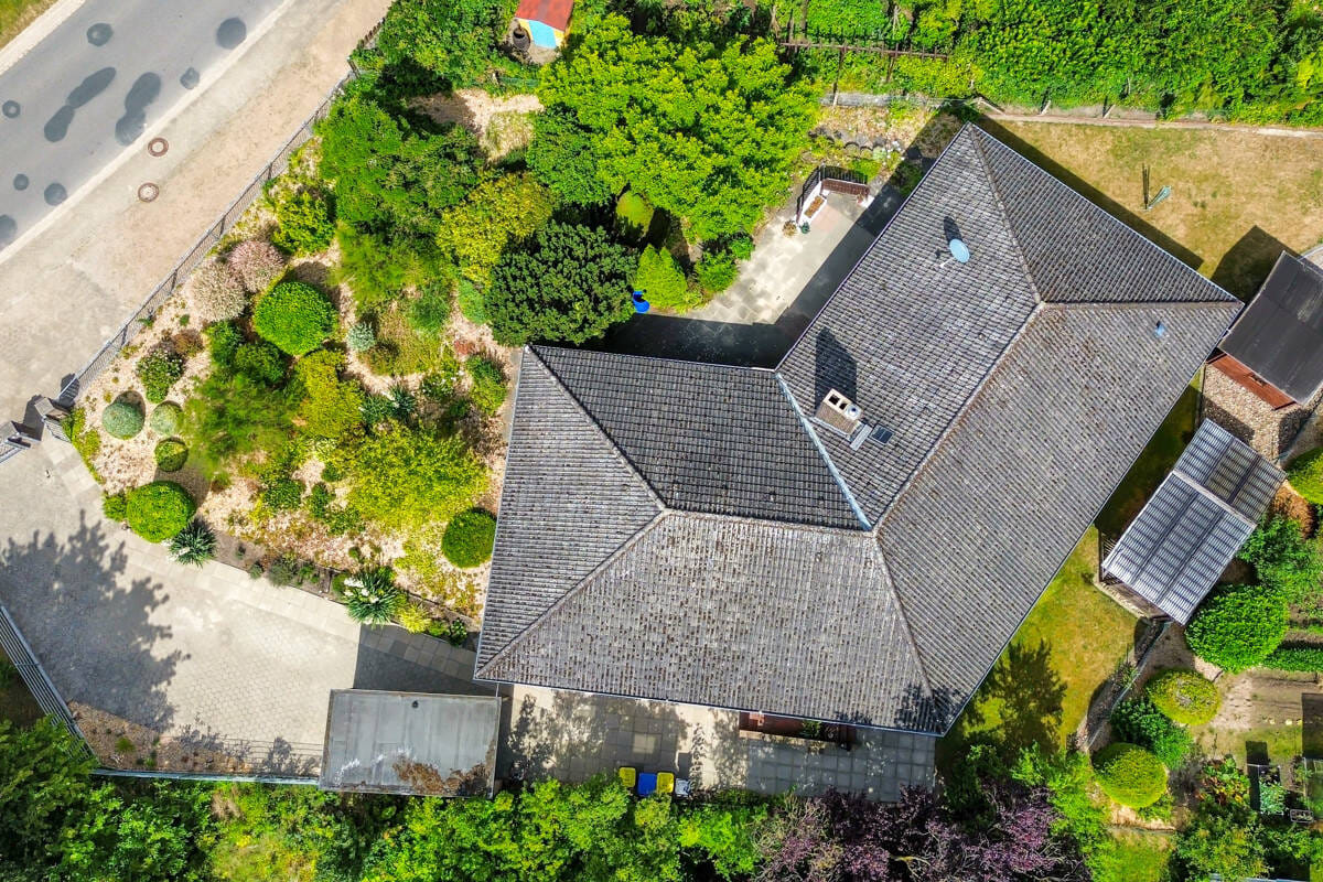 Immobilie in Clenze - Großzügiger Winkelbungalow mit Einliegerwohnung und Vollkeller in ruhiger Wohnlage - Bild 1