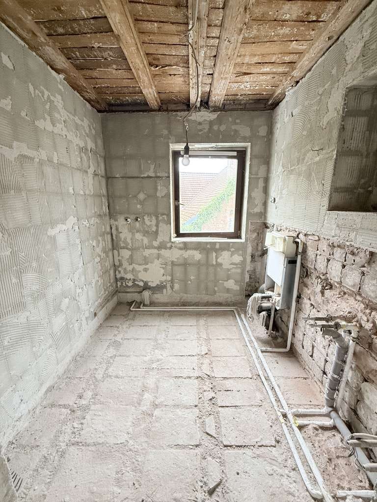 Immobilie in Herschberg - Entkerntes Massivhaus mit neuem Dach und Heizung! - Bild 2