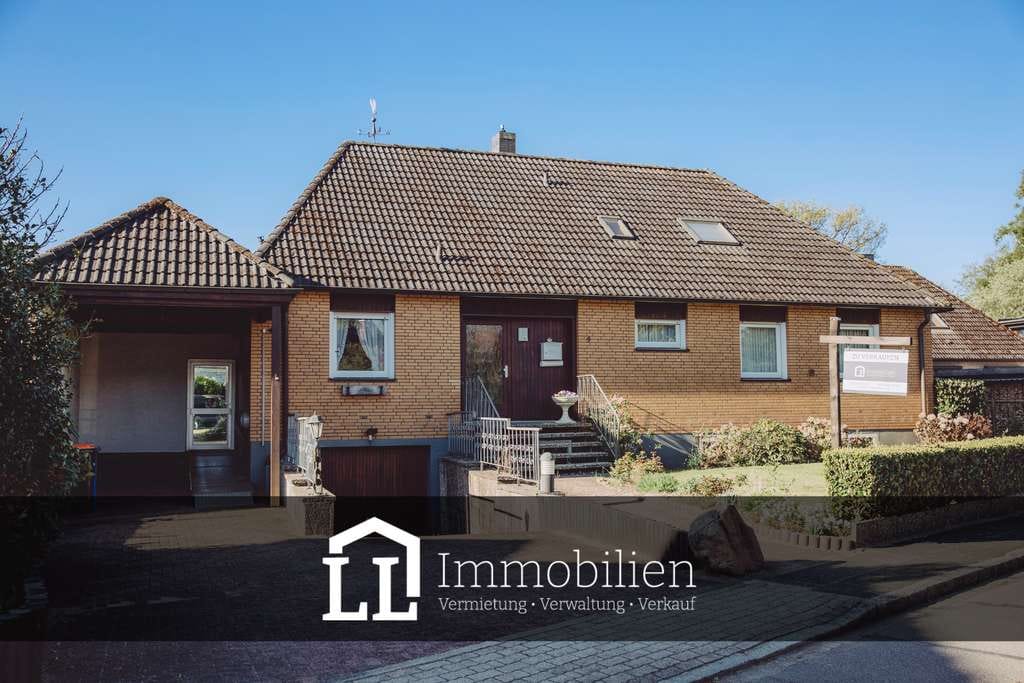 Immobilie in Bad Bramstedt - Großzügiges Familienhaus in Sackgassenlage mit vielen Nutzungsmöglichkeiten (provisionsfrei). - Bild 0
