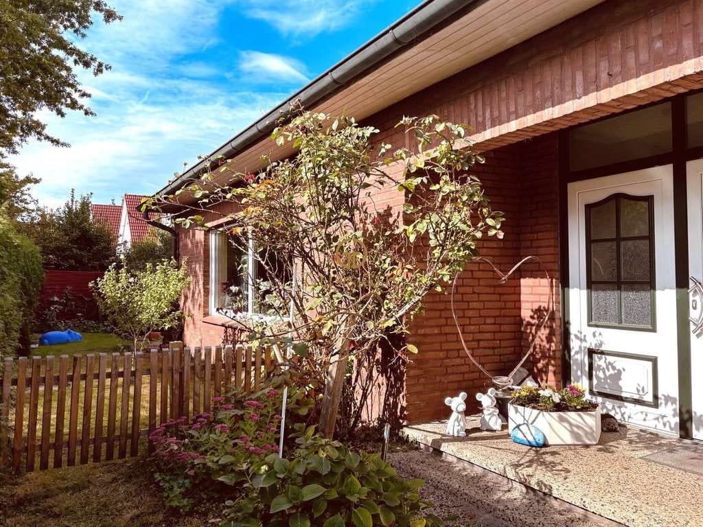Immobilie in Edewecht - Familienfreundliches Zuhause mit Potenzial in Friedrichsfehn - Bild 0