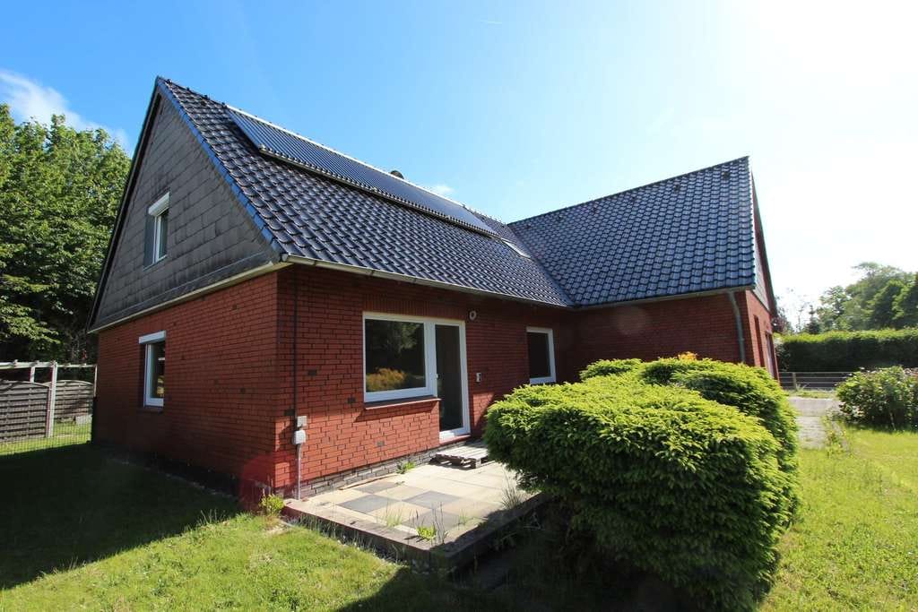Immobilie in Leck - Energetisch aufwendig modernisiertes Wohnhaus mit 2 Wohneinheiten auf großzügigem Grundstück - Bild 3