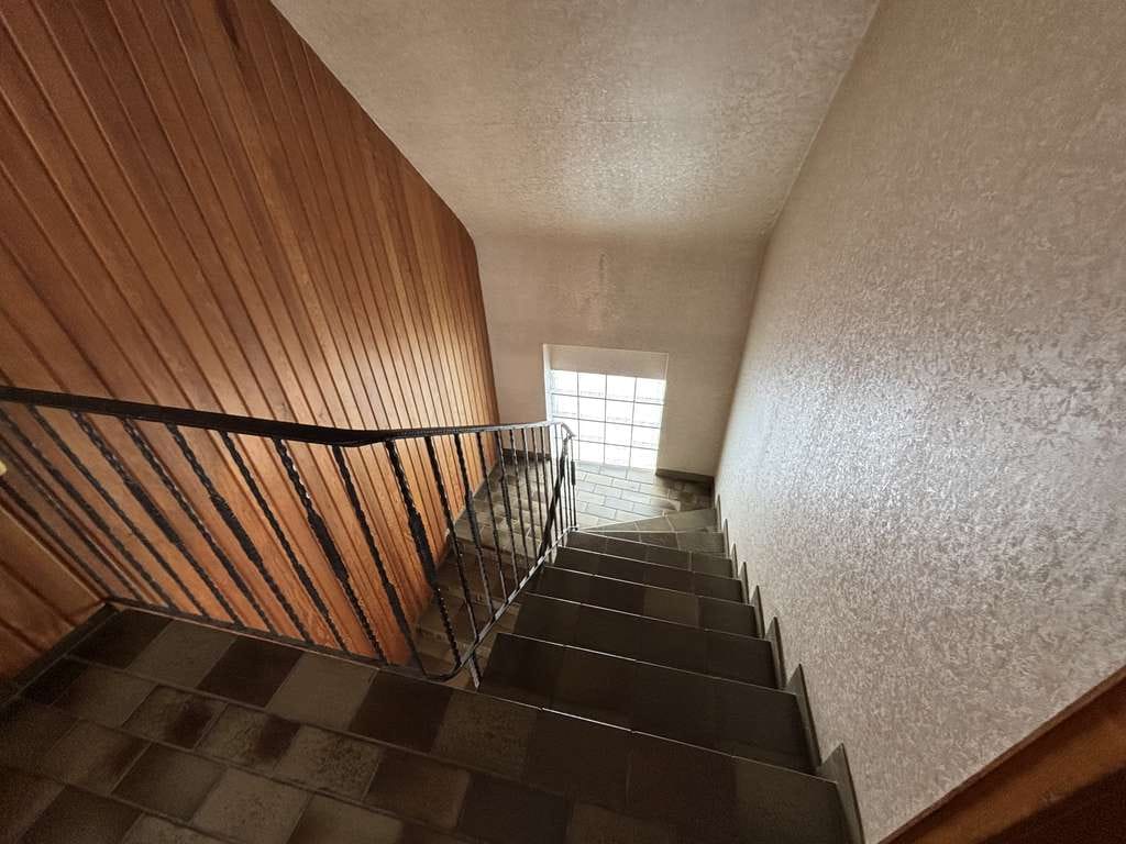 Immobilie in Hellenthal - Budgetfreundliches 6-Zimmer-Reihenendhaus in Hellenthal - Bild 2