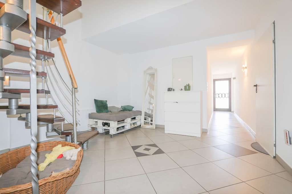 Immobilie in Korschenbroich - Gepflegte Maisonettewohnung mit Balkon, Gartenanteil und Stellplatz 
in ruhiger Wohnlage in Kleinen - Bild 4