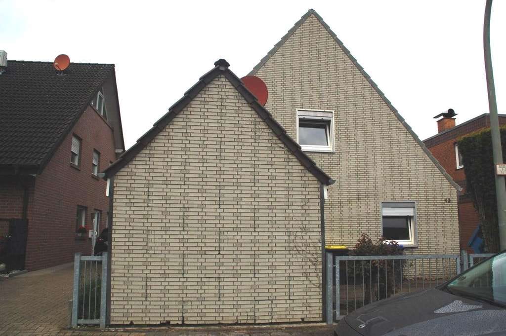 Immobilie in Greven - Solides Sanierungsobjekt/Einfamilienhaus ca. 110m² Wfl. in gepflegter Lage von Greven - Bild 1