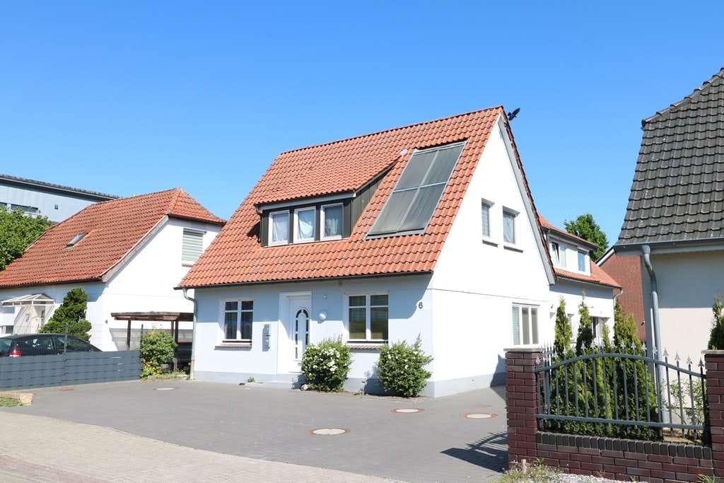Immobilie in Cloppenburg - Modernisiertes, vermietetes 2 Zi.- Erdgeschossappartement mit Abstellraum und Pkw-Stellplatz - Bild 0