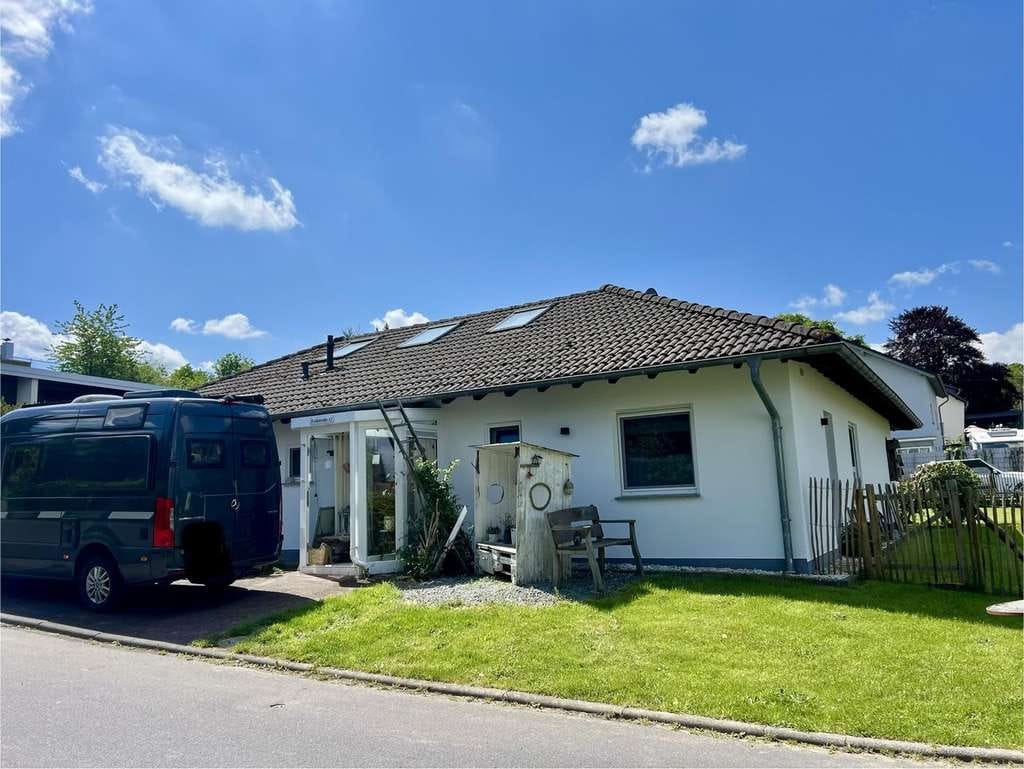 Immobilie in Steimel - WinkelBungalow von Künstlerin u Energieberater - Bild 1