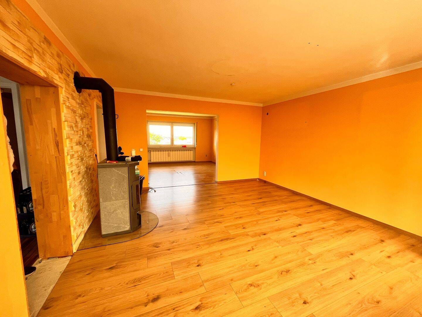 Immobilie in Arberg - Idyllisches Einfamilienhaus mit viel Platz für die ganze Familie - Bild 3