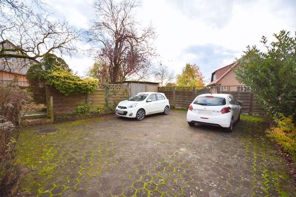 Immobilie in Edemissen - Großzügiges Einfamilienhaus wartet auf liebevolle Sanierung! - Bild 3