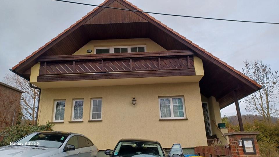 Immobilie in Wetterzeube - Zweifamilienhaus mit Keller & Carport - Bild 0