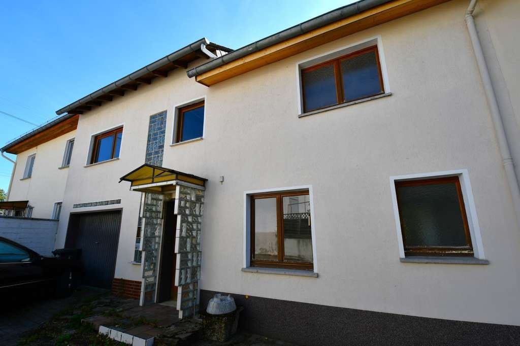 Immobilie in Arzbach - Ein- bis Zweifamilienhaus im Rohbauzustand: Verwirklichen Sie sich selbst! - Bild 1