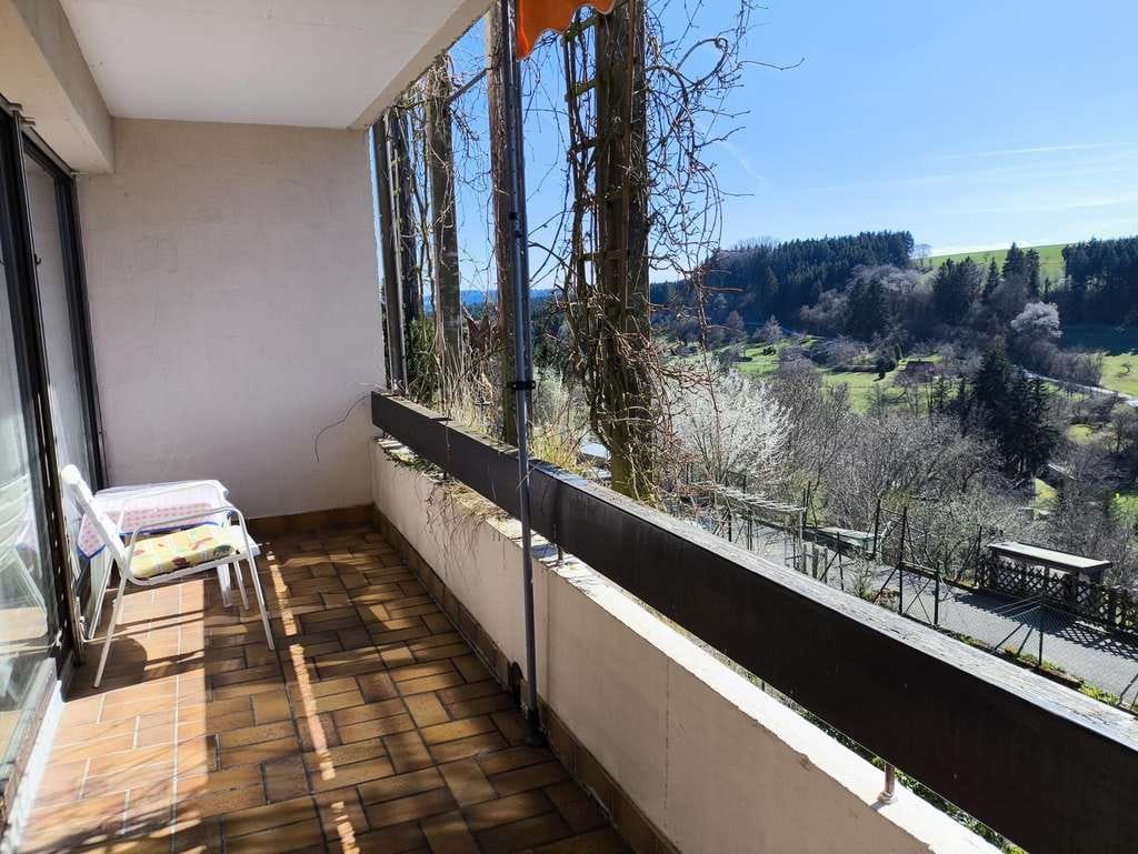 Immobilie in Dornstetten - Reihenendhaus mit Garage und unverbaubarer Traum-Aussicht - Bild 4
