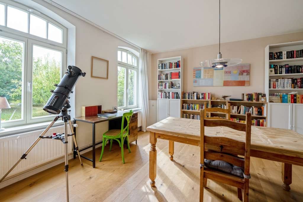 Immobilie in Rehna - Moderner Resthof in Alleinlage mit Hauskoppel und hochwertigen Pferdeboxen - Bild 3
