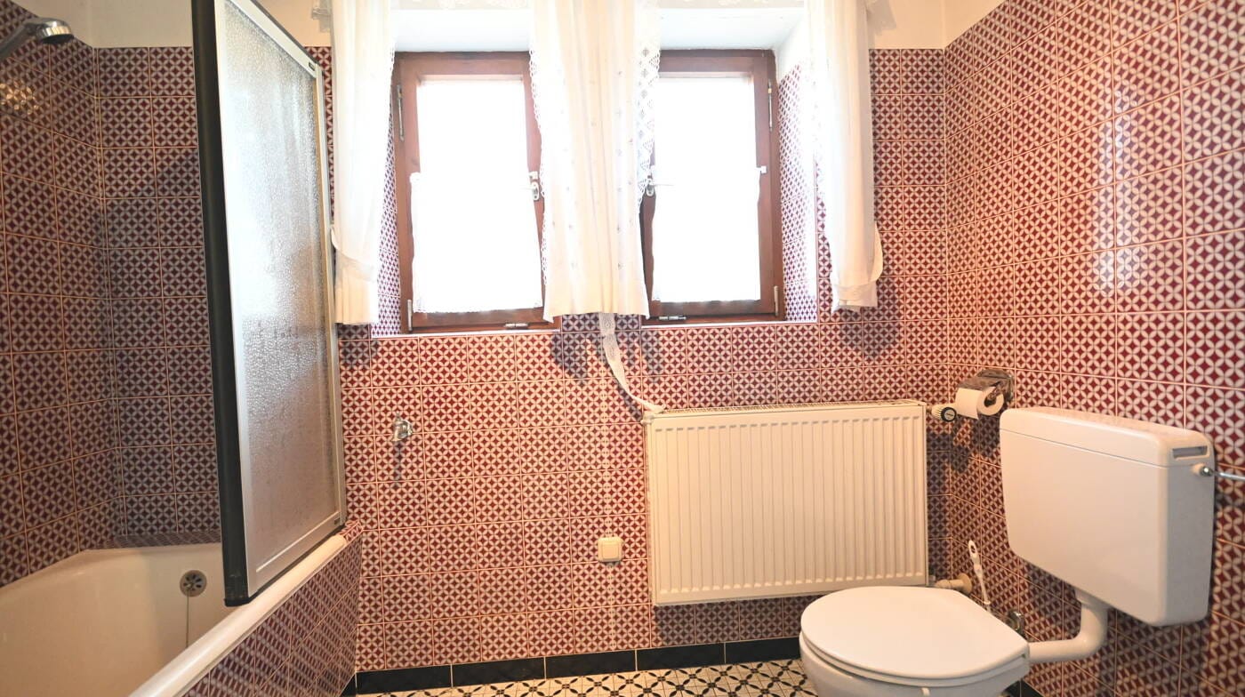 Immobilie in Velburg - Günstige Gelegenheit. Einfamilienhaus mit Garage in Velburg - Bild 3