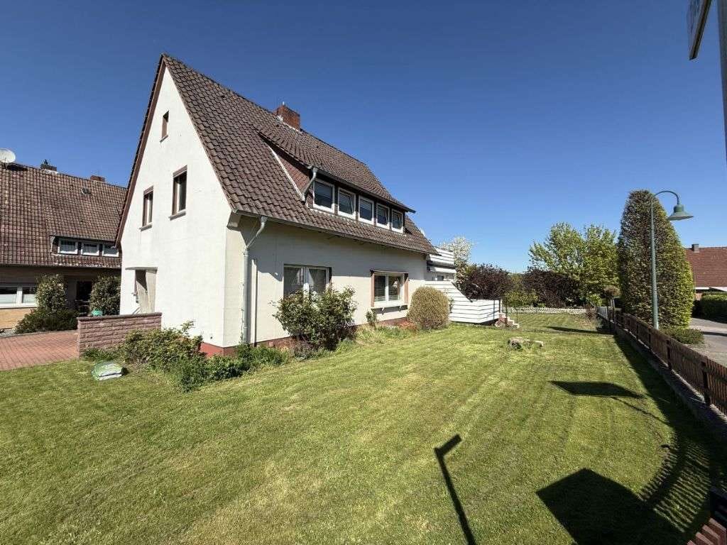 Immobilie in Rinteln - Zweifamilienhaus in Rinteln - Möllenbeck  - Bild 0