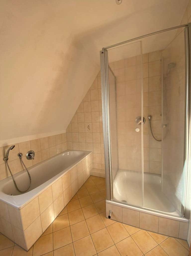 Immobilie in Pfalzgrafenweiler - Gemütliche Dachgeschosswohnung mit offenem Gebälk - Bild 4