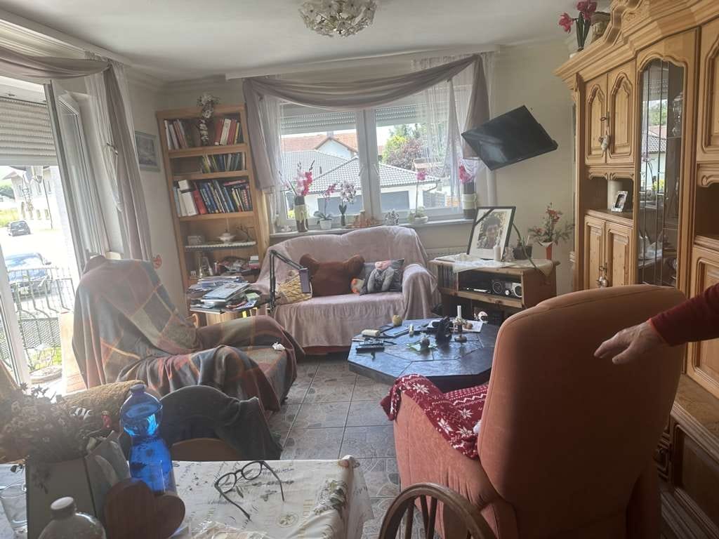 Immobilie in Fürstenzell - Renoviertes Einfamilienhaus Nähe Fürstenzell/Engertsham - Bild 1