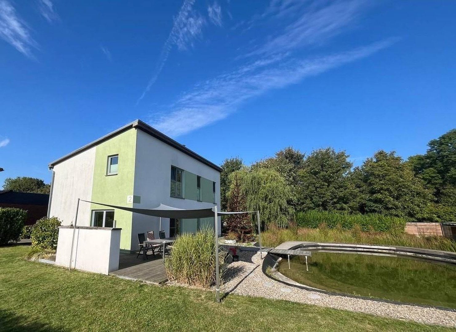 Immobilie in Niepars - Architektenhaus (KfW 40)+ Extra Wohngebäude + Solar + Teich + Sauna - Bild 0