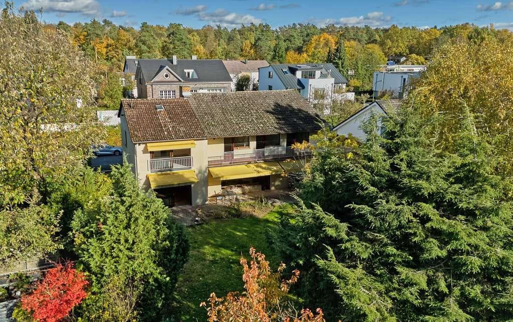 Immobilie in Dreieich - Schönes Einfamilienhaus mit Einliegerwohnung - Bild 0
