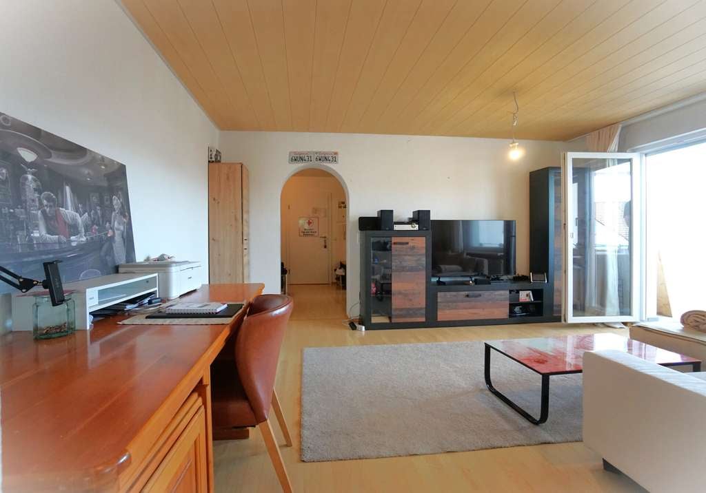Immobilie in Bischweier - Charmante 2-Zimmer-Wohnung in ruhiger Lage mit sonnigem Balkon - Bild 1