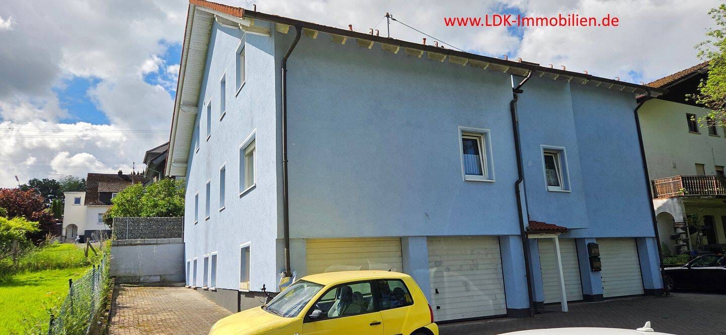 Immobilie in Haiger - Haiger-Allendorf: 5 Fam.-Haus, z.Zt. kpl, vermietet mit Keller und 4 x Garage - Bild 0
