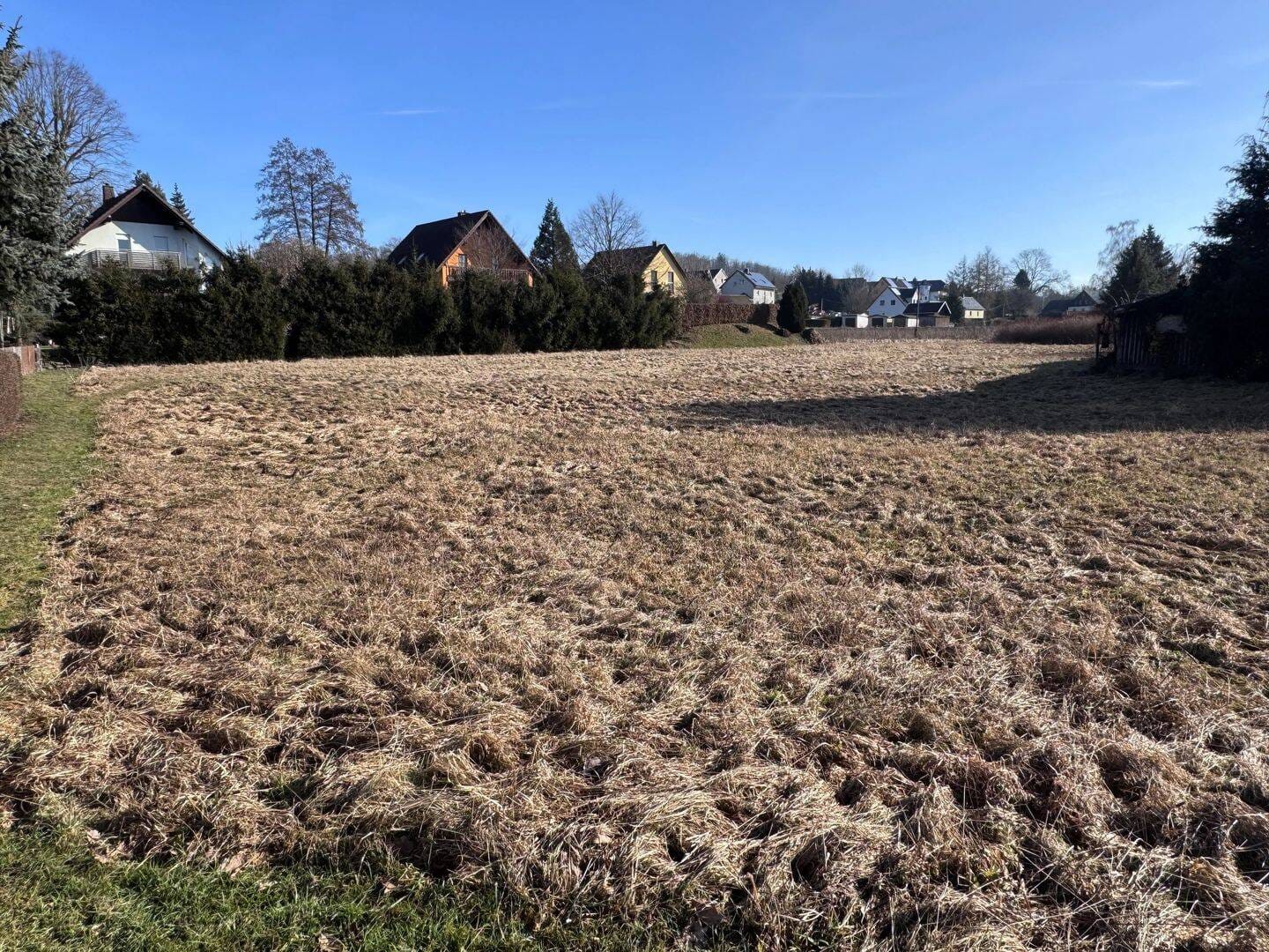 Immobilie in Lichtenberg/Erzgebirge - Raum für Visionen: Grundstück mit 2.845 m² in familienfreundlicher Umgebung in Lichtenberg/Erzgebirge - Bild 2