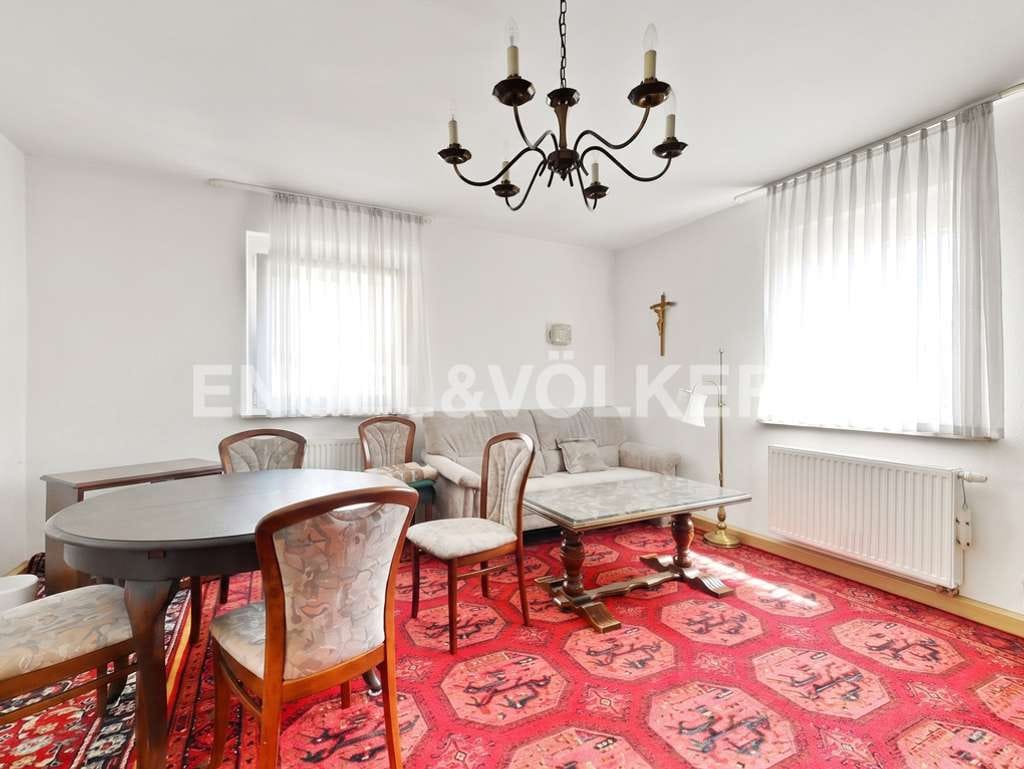 Immobilie in Hammelburg - Liebevoll modernisiertes Raumwunder mit 129 m² 5 Zimmern und schönem Garten nahe Hammelburg - Bild 2