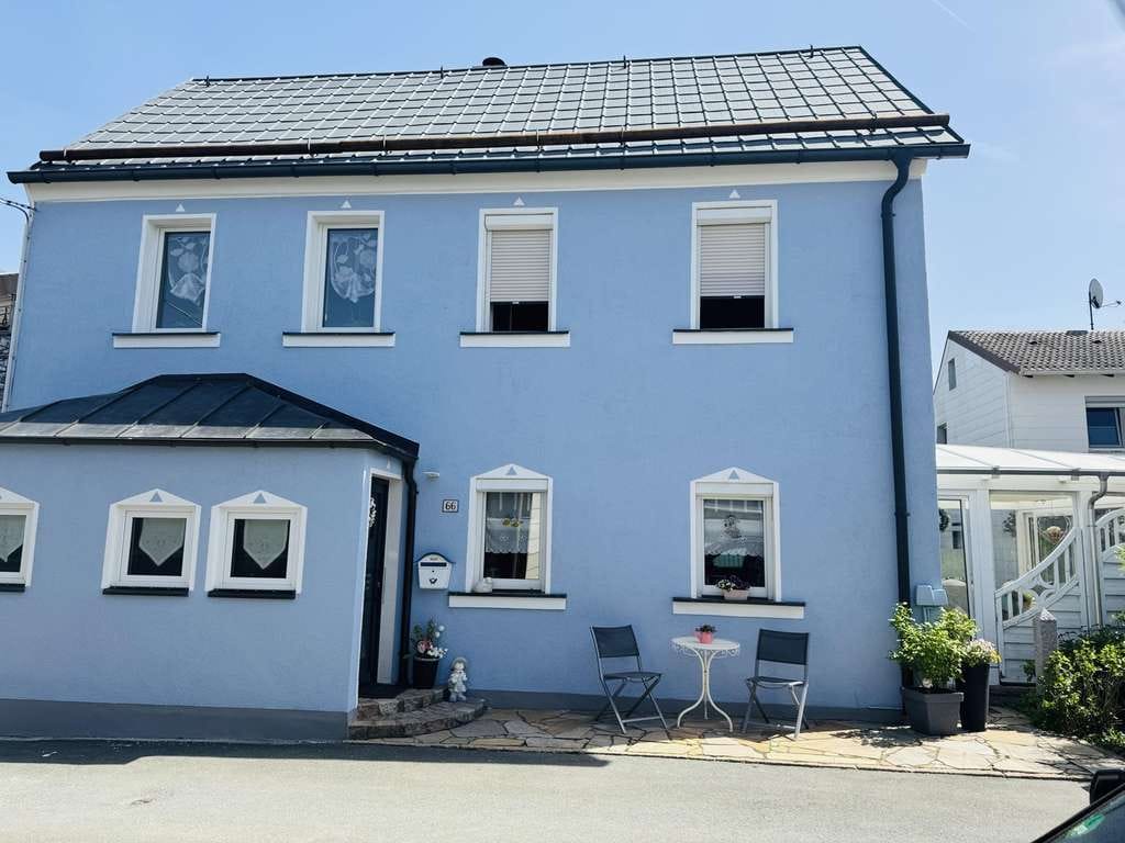 Immobilie in Rehau - 2 Einfamilienhäuser - 1 Grundstück - viele Möglichkeiten - Bild 0