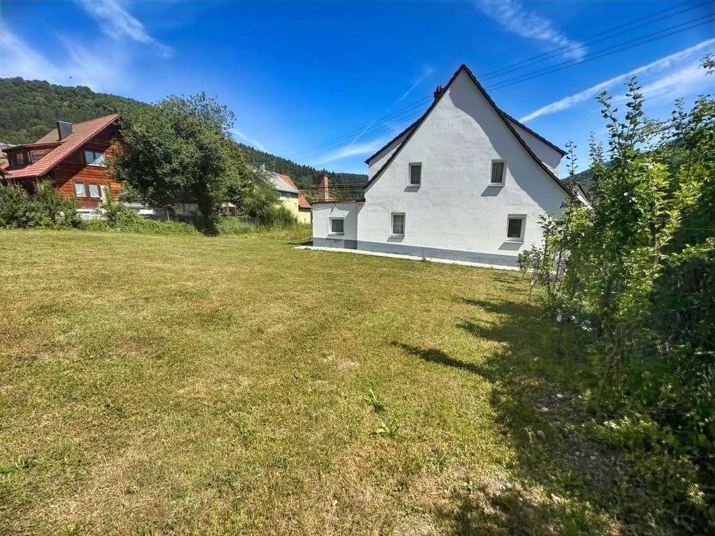 Immobilie in Nusplingen - Einfamilienhaus mit großem Grundstück - Bild 2