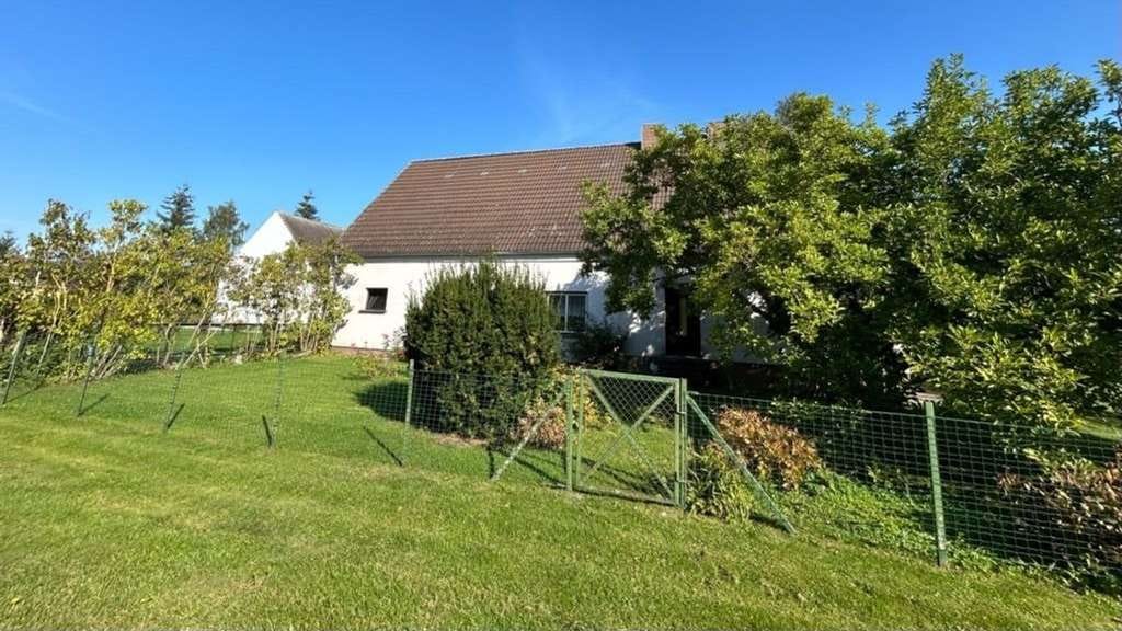 Immobilie in Niepars - Ganz viel Land - 5 Minuten bis Stralsund - Bild 2