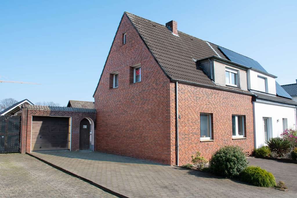 Immobilie in Haltern am See - HALTERN-STADT .... DHH für Handwerker in ruhiger Lage - Bild 0