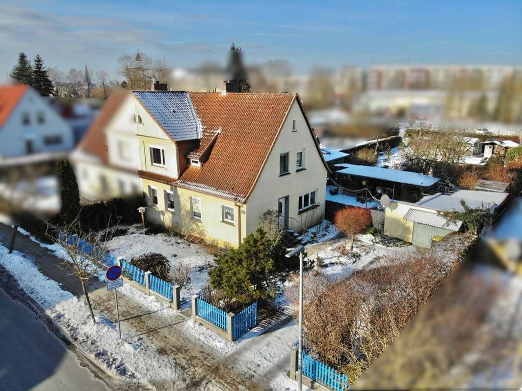 Immobilie in Demmin - Charmante Doppelhaushälfte mit 1.200 m² Grundstück und vielseitigen Nutzungsmöglichkeiten - Bild 2