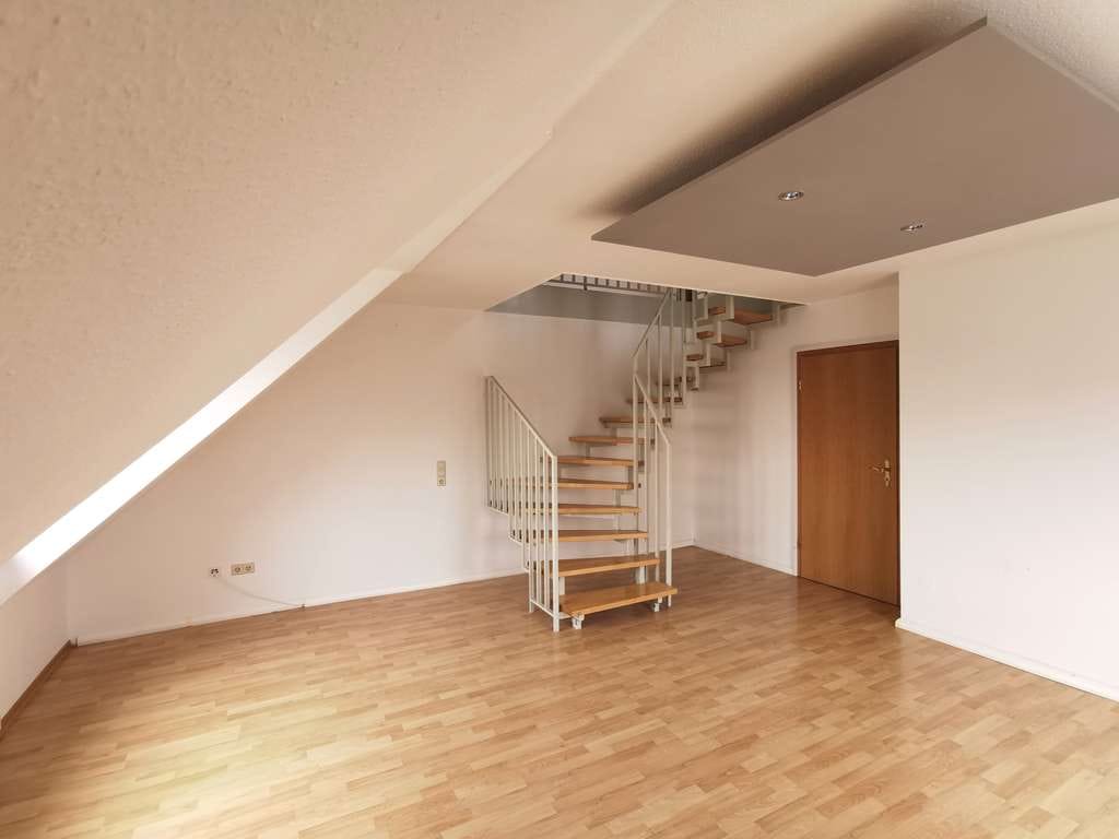Immobilie in Bad Buchau - Großzügige helle 83m² Maisonettewohnung + sanierte TG + neue Heizung 2024 mit Balkon in Bad Buchau - Bild 3