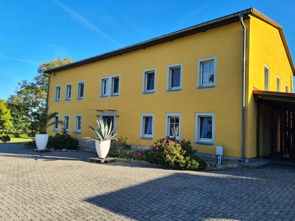 Immobilie in Elstra - Halštrow - -provisionsfrei- großzügige, moderne Fabrikantenvilla mit großem Grundstück / Baugrundstück - Bild 1