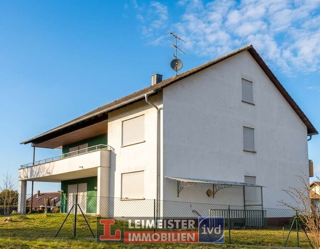 Immobilie in Hösbach - Wohnen & Investieren: Großzügiges Zweifamilienhaus mit viel Potenzial - Bild 1