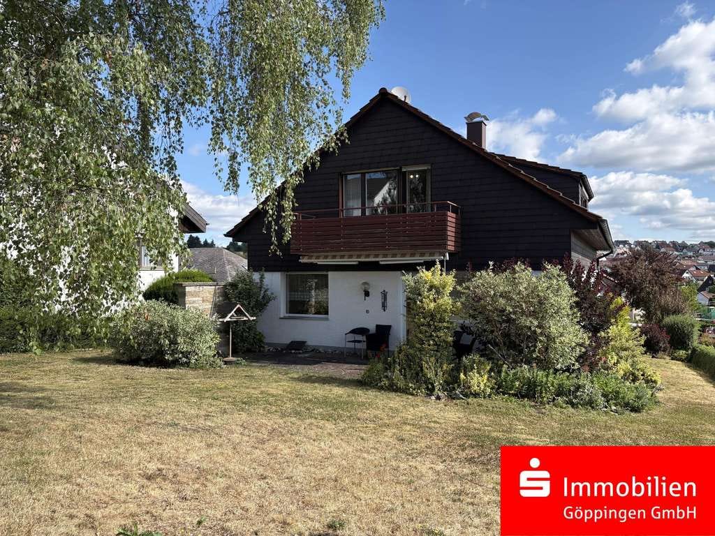 Immobilie in Börtlingen - Gepflegtes 1- bis 2-Familienwohnhaus mit Traumgarten in attraktiver Wohnlage von Börtlingen - Bild 0