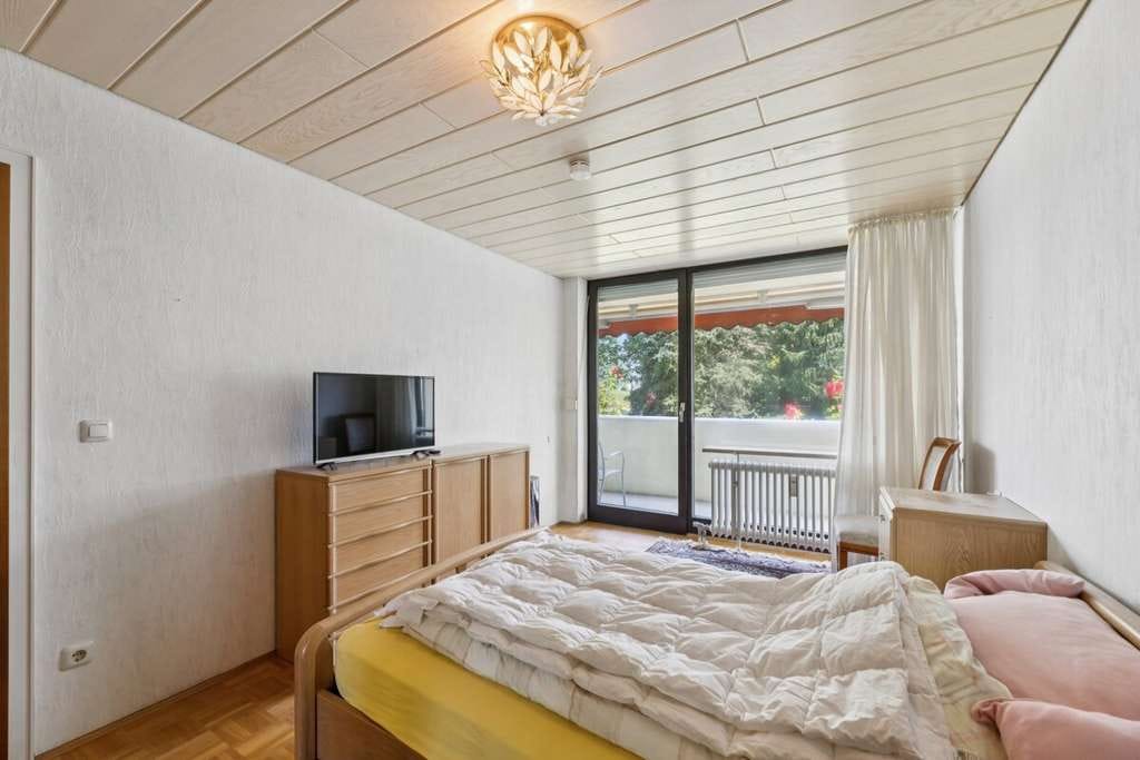 Immobilie in Neuburg an der Donau - Bezugsfreie 2-Zimmer-Wohnung mit überdachtem Balkon, Stellplatz und viel Gestaltungsspielraum - Bild 4