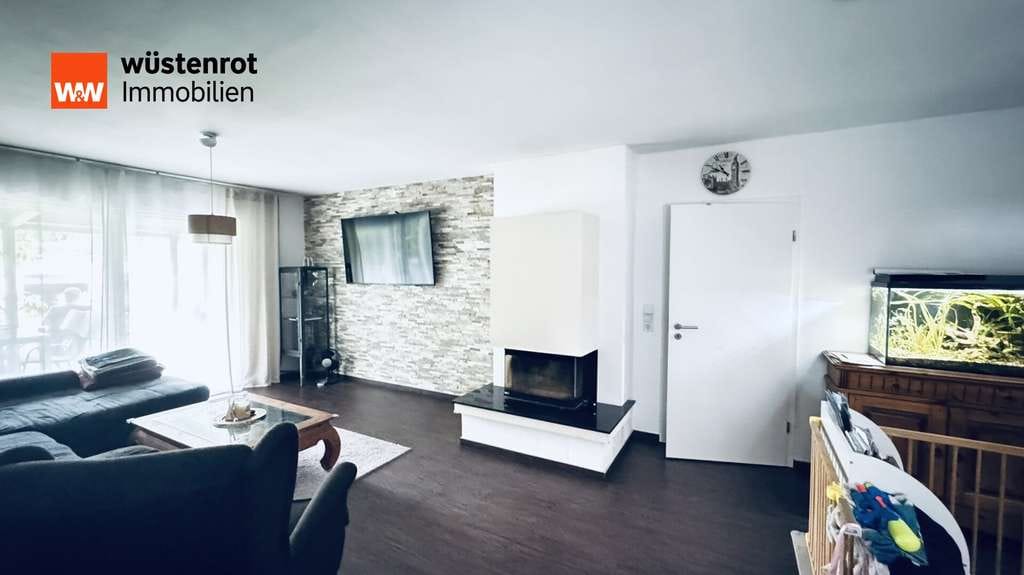 Immobilie in Drebkau - WOW - Hier werden Wohnträume wahr - 2 tolle Wohneinheiten-umfangreich saniert,Kamin,Garage,Keller!! - Bild 2