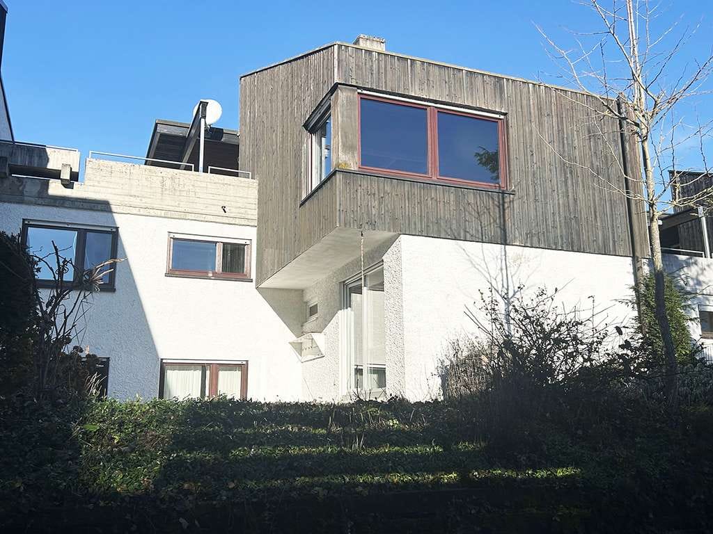 Immobilie in Schönaich - „Großzügiges Wohnen mit Doppelgarage – ein Unikat in Schönaich“ - Bild 0