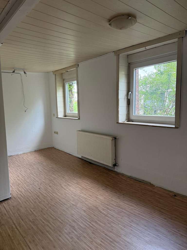 Immobilie in Grefrath - Sanierungsbedürftiges Einfamilienhaus im Grünen von Grefrath - Bild 4
