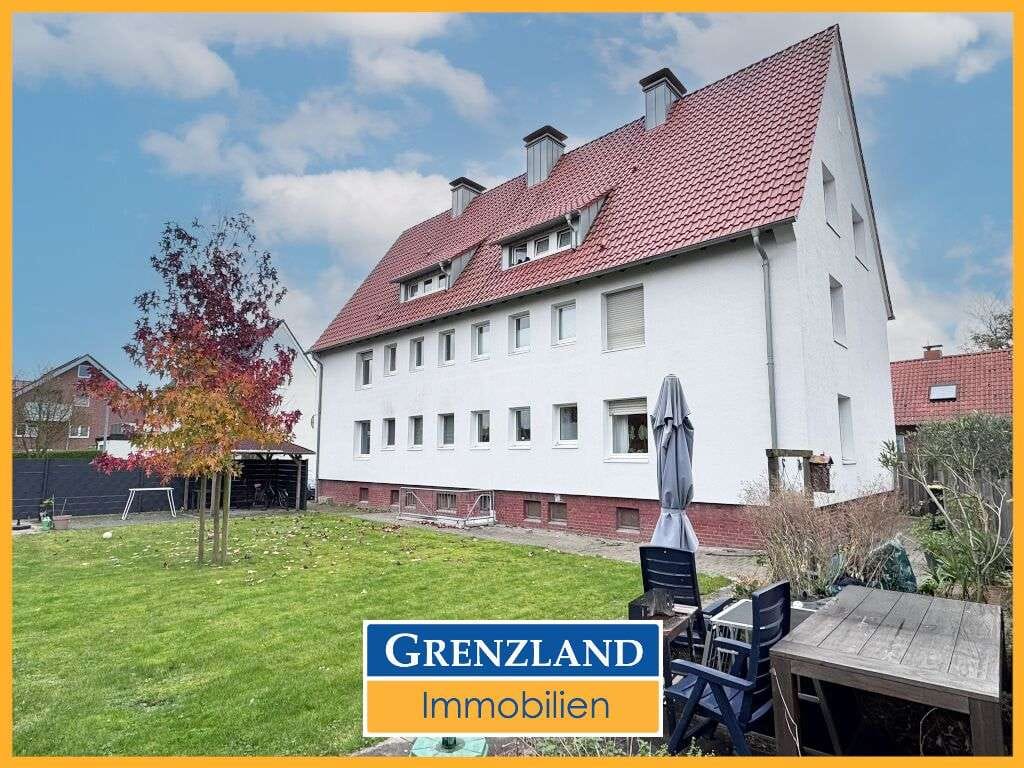 Immobilie in Borken - Solide Rendite: Freistehendes Mehrfamilienhaus
- 6WE & 9 Stellplätze - - Bild 0