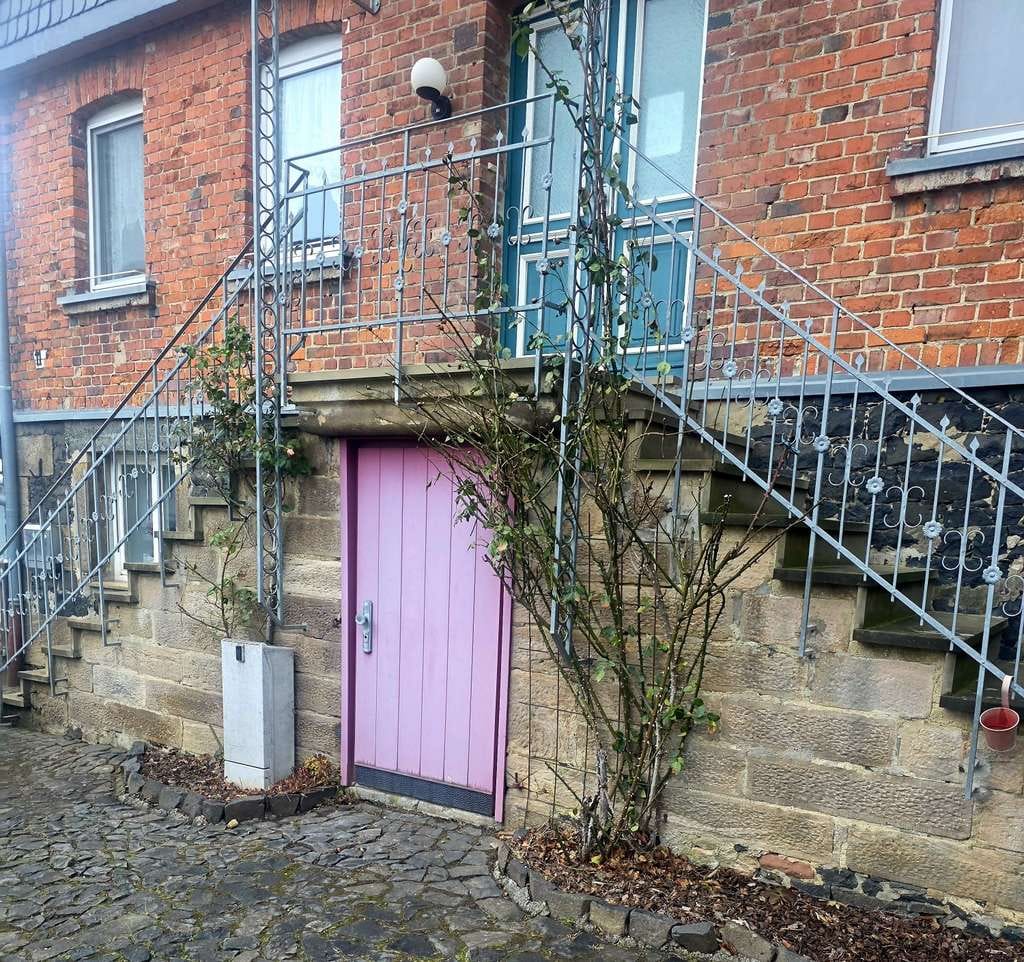 Immobilie in Ebsdorfergrund - Einfamilienhaus mit Einliegerwohnung, Ausbaureserve & Scheune - Bild 4