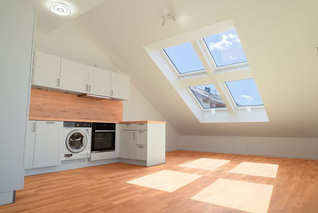 Immobilie in Tuntenhausen - Lichtdurchflutete 2-Zimmer-Wohnung mit bis zu 3,41 m Deckenhöhe, Terrasse und EEK A+ - Bild 1
