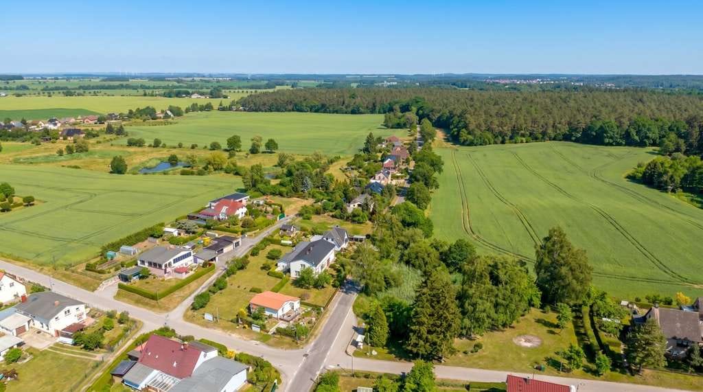 Immobilie in Schwaan - Großzügiges Sanierungsobjekt in idyllischer Lage - Bild 3