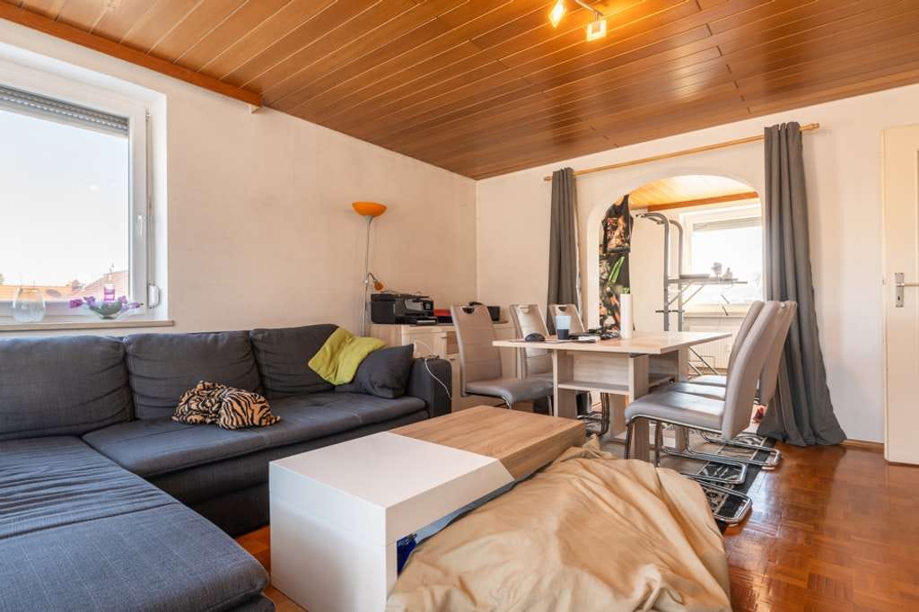Immobilie in Thyrnau - Langjähriger Mieter – solide Wertanlage!
Gelungene 3-Zimmer-Wohnung mit Sonnenbalkon in ruhiger Lag - Bild 2